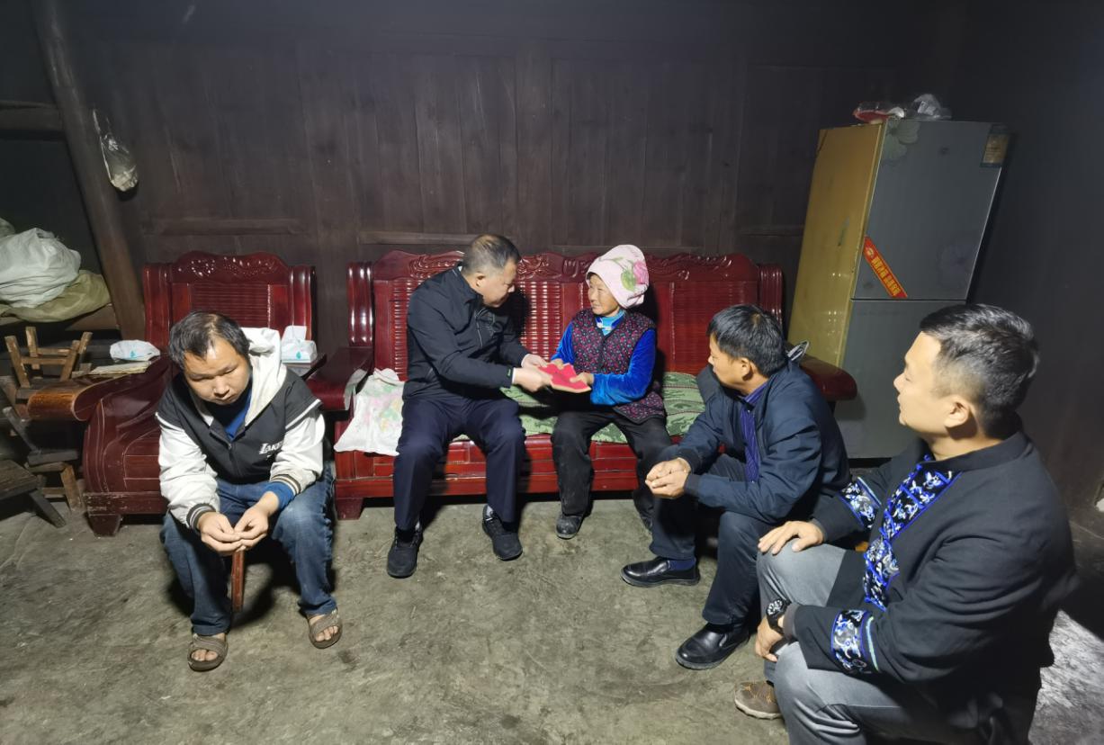 袁竞同志到雷山县郎德镇调研督导乡村振兴宣讲党的二十大精神