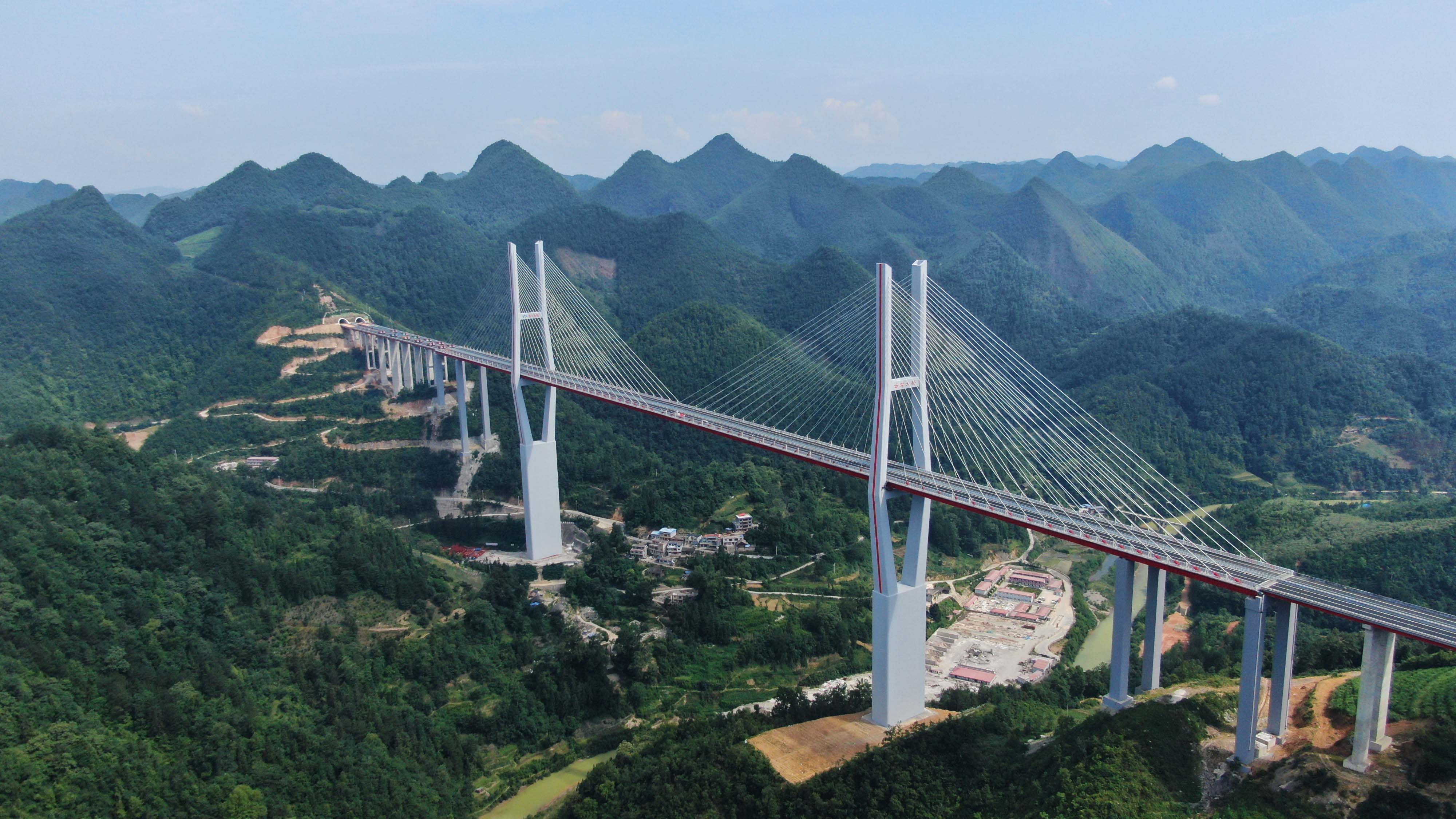 4130公里贵州高速集团运营高速公路里程再创新高