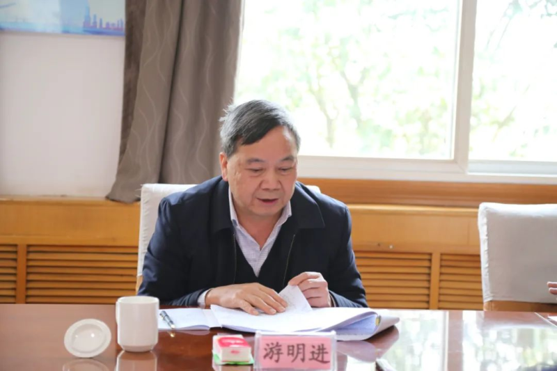 省国资委副主任游明进到水矿控股那罗寨矿督查安全隐患整改工作